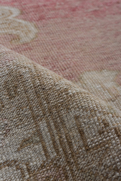 Antique Oushak Area Rug (6' x 9')